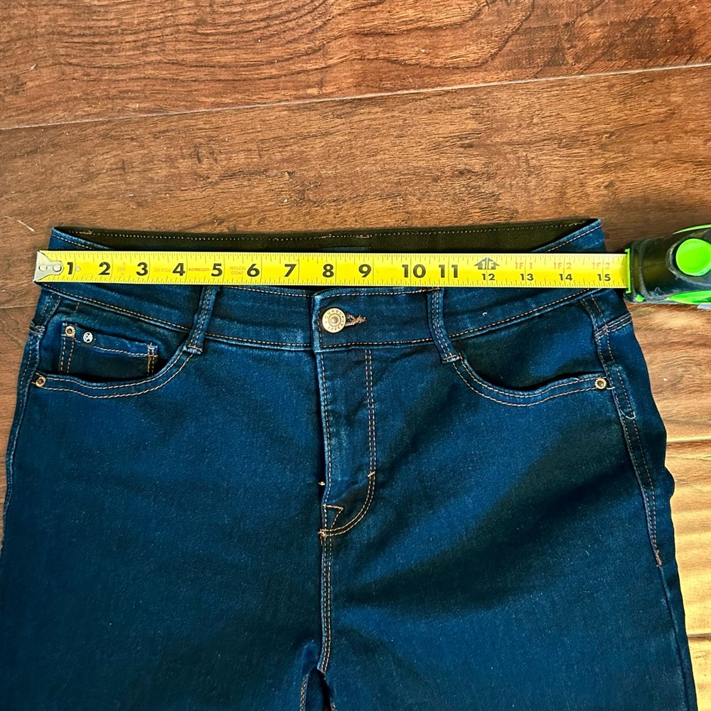 Curve Appeal Dark Blue Stretchy Jeans - Picture 3 of 4